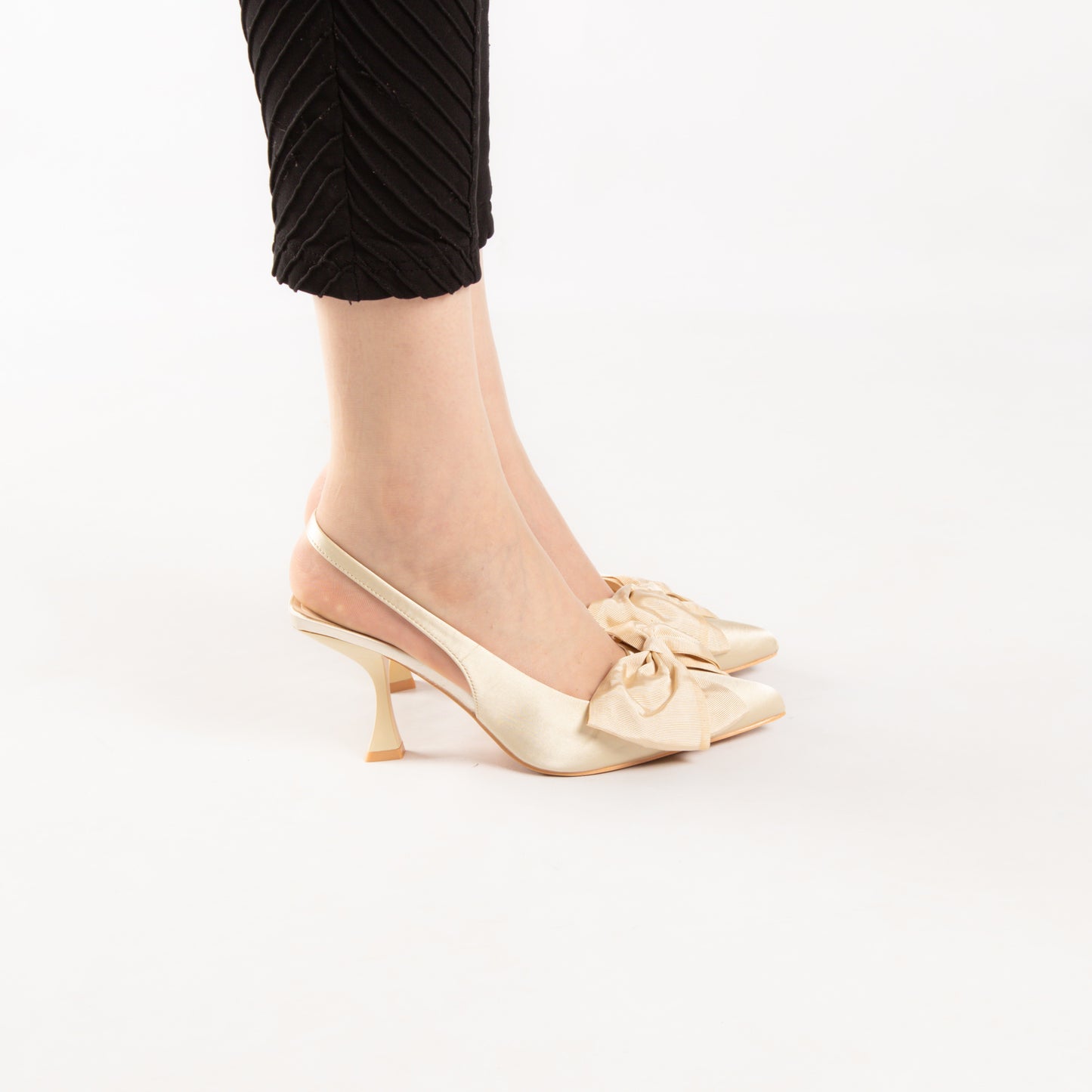 Escarpin A Talon Aiguille - Gold / AS06