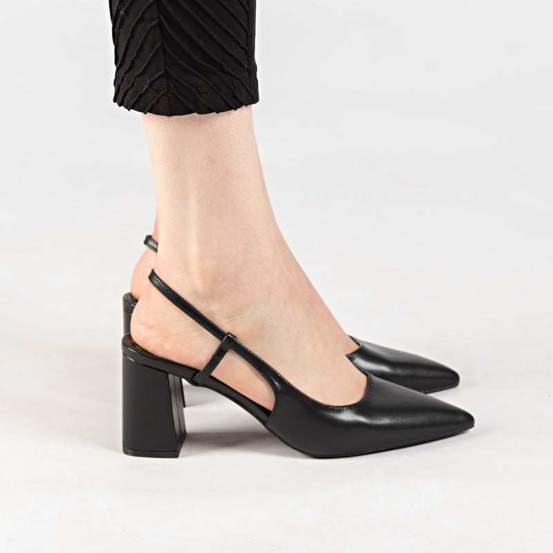 Escarpin A Talon Carré - Noir / HL2408